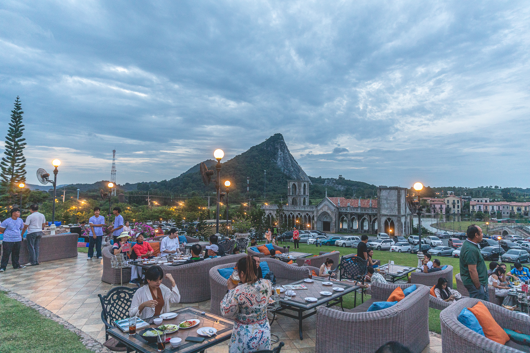 สาขาเขาชีจรรย์