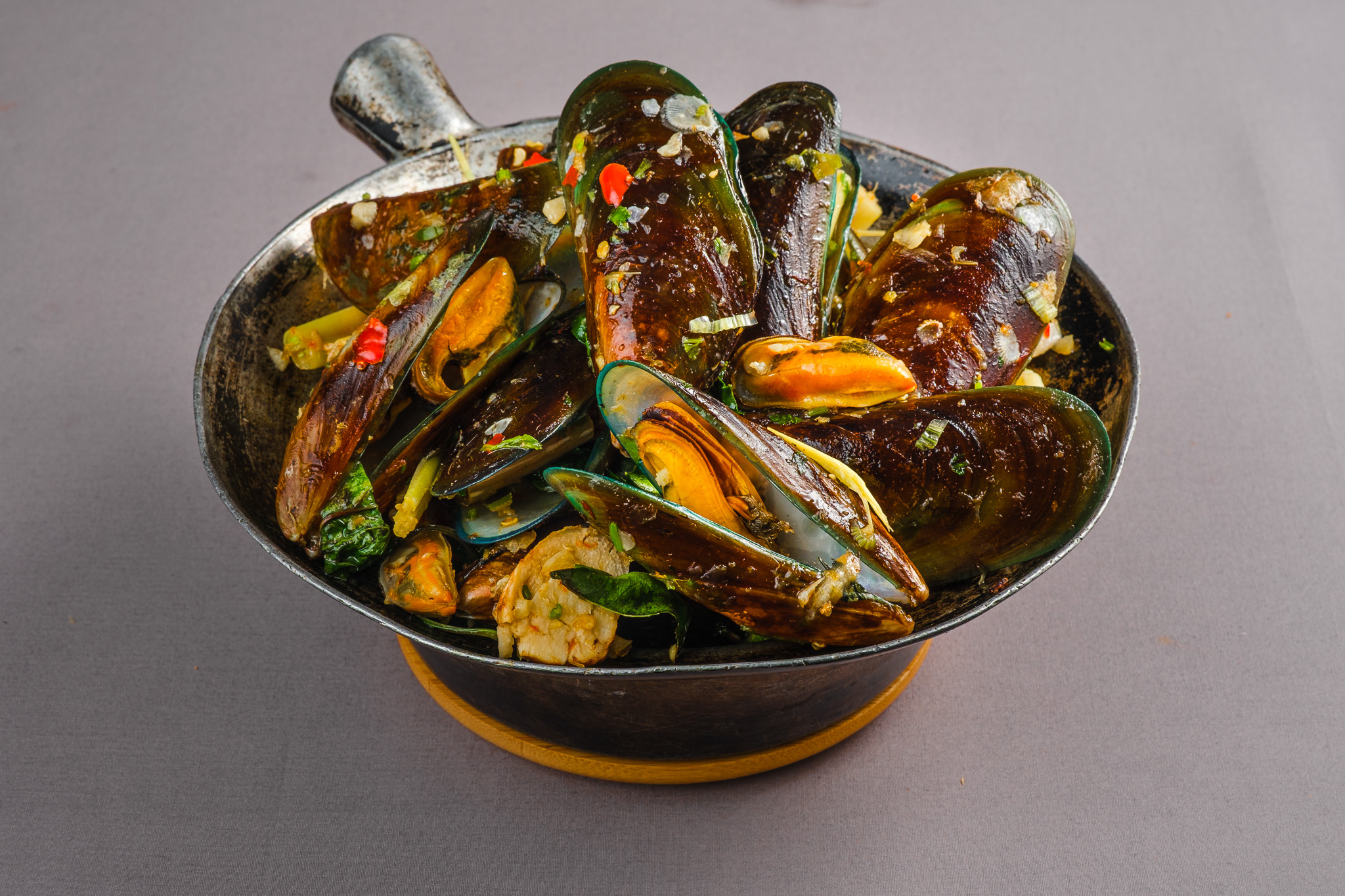 หอยแมลงภู่อลหม้อดิน