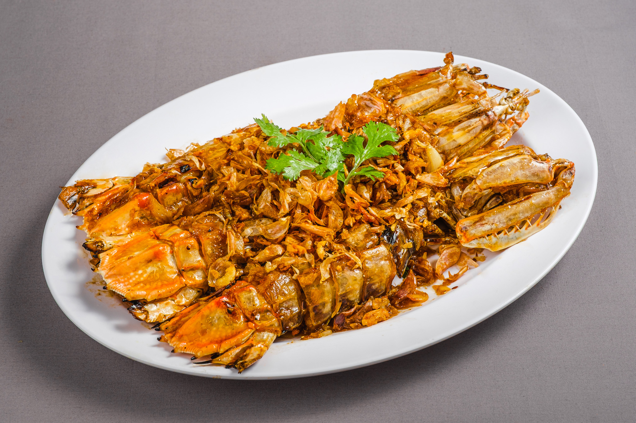 กั้งแก้วทอดกระเทียม