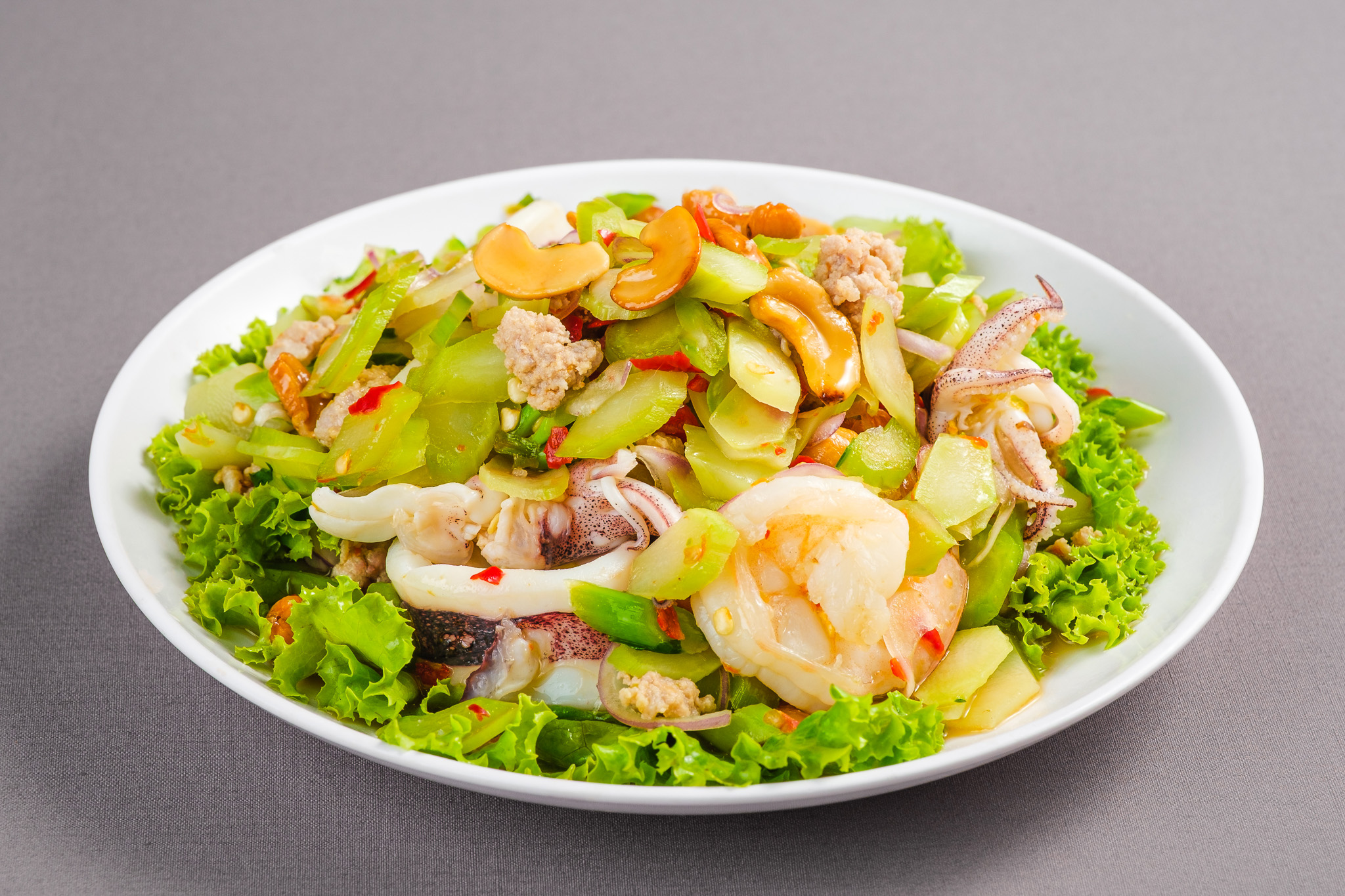 ยำคะน้าแก้วทะเล