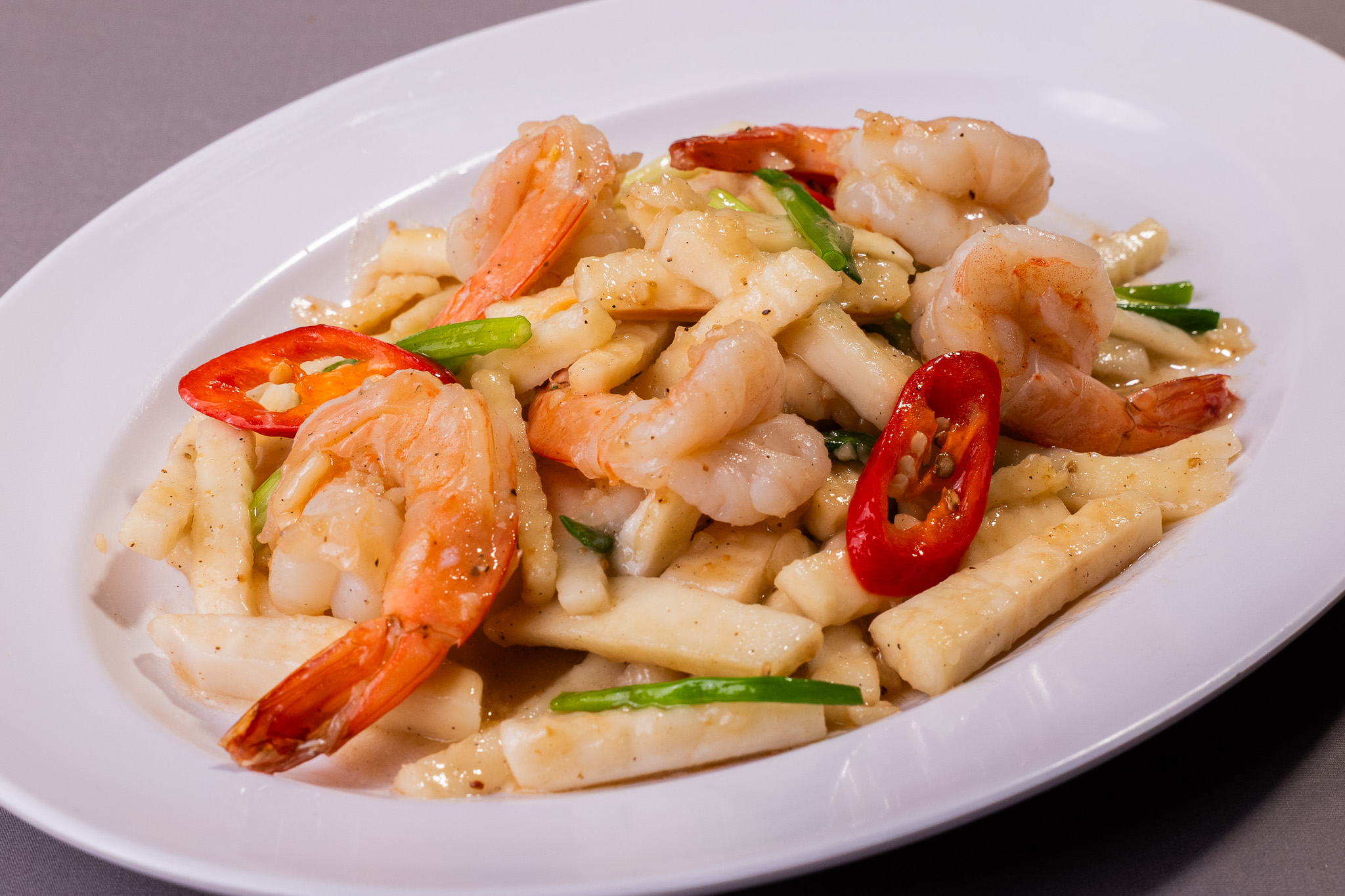 ยอดมะพร้าวผัดกุ้ง